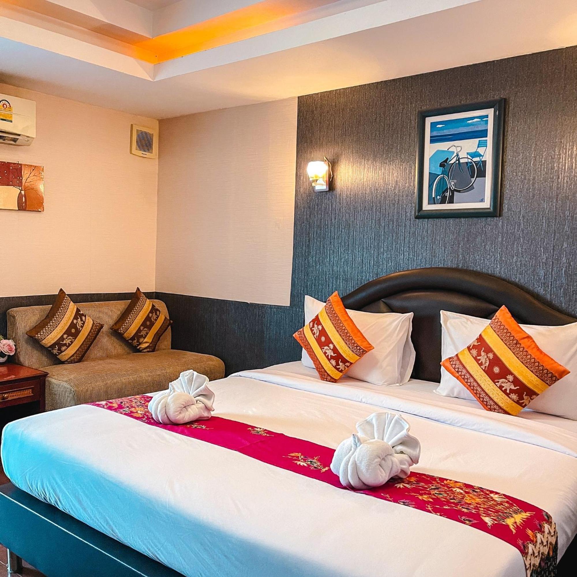 Baik Suite Bangkok Luaran gambar