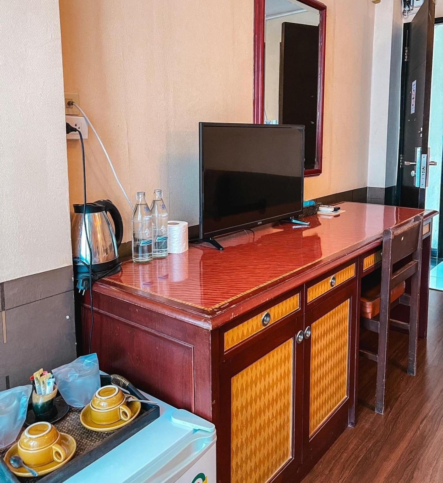 Baik Suite Bangkok Luaran gambar