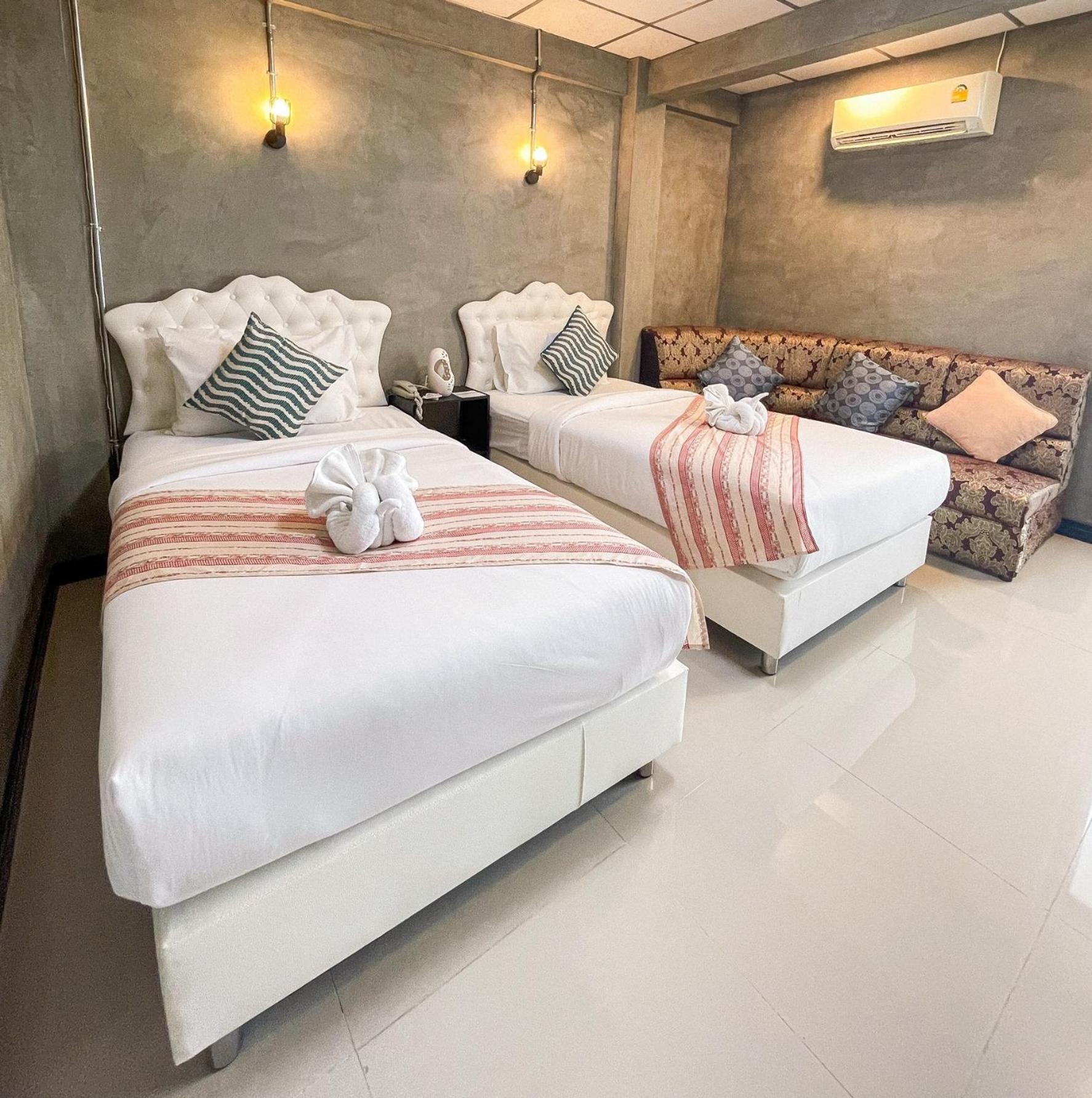 Baik Suite Bangkok Luaran gambar